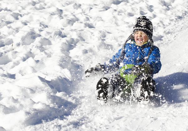5 experiències per gaudir de la neu amb nens per Catalunya