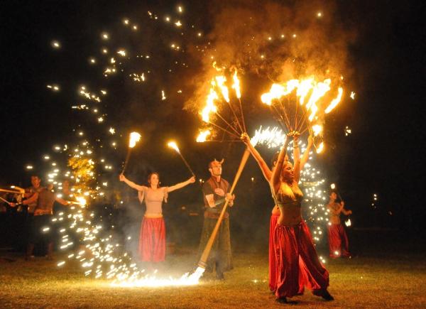 Feria Internacional de Bruixeria Sant Joan les Fonts, la feria más mágica de la Garrotxa