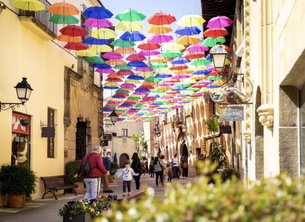 Poble Espanyol amb nens