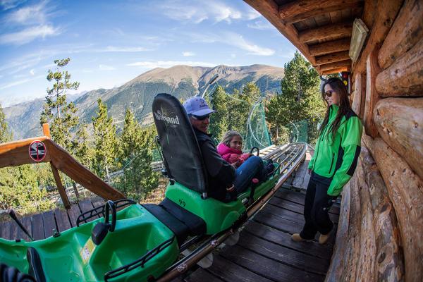 El tobogan més llarg del món a Naturland | visitandorra.com