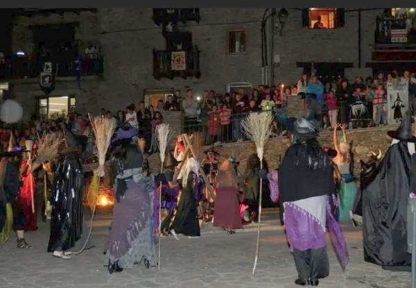 Feria de Brujas y Encantadas del Pallars, una feria llena de leyendas