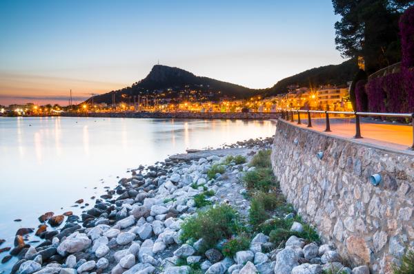 L'Escala, pueblo con encanto y el Principito Con niños