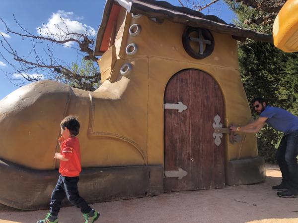 Parc màgic d'Almenar, un parc ple de fantasia, al Segrià,  Lleida