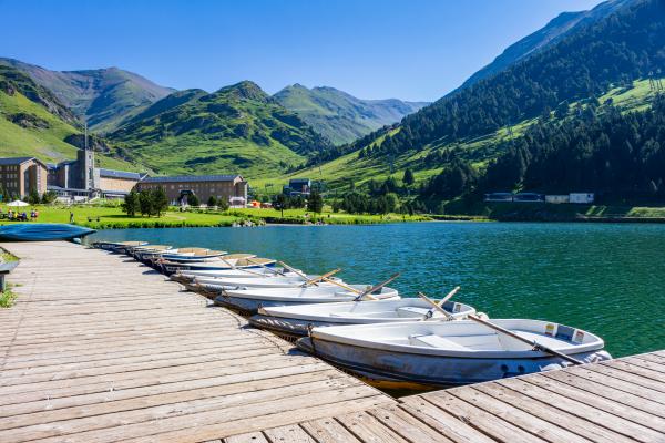 Paseo en barca por el lago y zona de pícnic Con niños