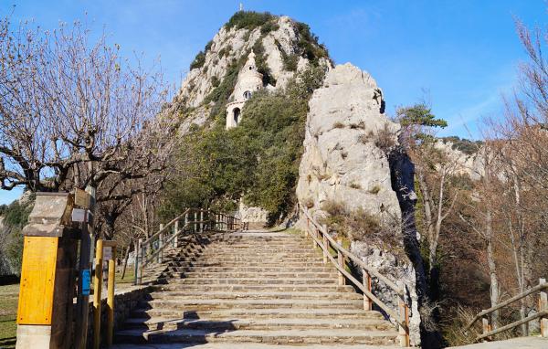 Santuario de Santa María de Queralt Con niños