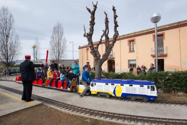 Circuit de trens Cal Gavatx amb nens