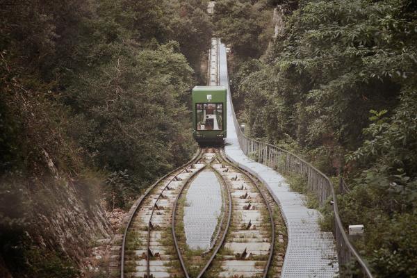 Funicular de San Juan en Montserrat Con niños