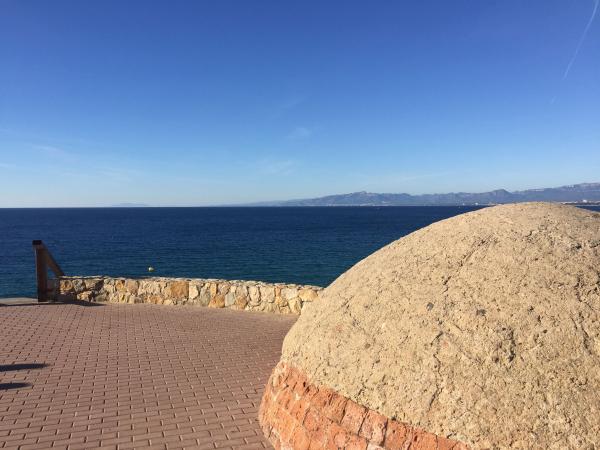 Camino de ronda hasta el faro de Cap Salou | Camino de ronda, Salou. Foto: ESCAPADAAMBNENS.COM | Camino de ronda, Salou. Foto: ESCAPADAAMBNENS.COM