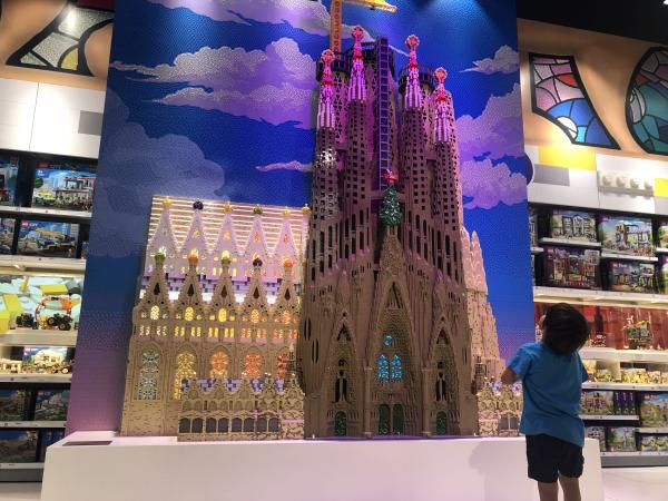 Qu&eacute; hacer con ni&ntilde;os en Barcelona 2026: agenda y actividades familiares