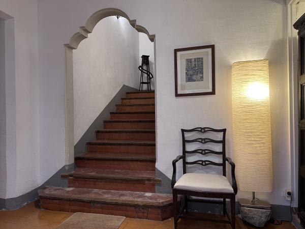 <span>2</span>Viviremos en una casa construida a mediados del siglo XVIII y concebida como residencia para los monjes jubilados | ESCAPADAAMBNENS.COM