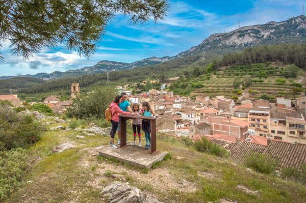 Descubrimos la vida rural de los núcleos de interior: Vandellòs, Masriudoms, Masboquera y la Masía de Castellón Con niños