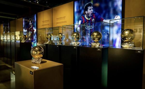Museu del Futbol Club Barcelona i visita al Camp Nou amb nens