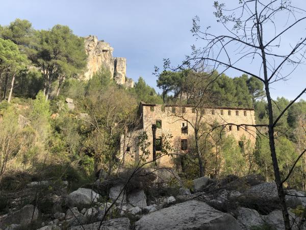 Toll del Molí de la Font Gran del riu Brugent | Toll del Molí de la Font Gran, La Riba. Foto: ESCAPADAAMBNENS.COM