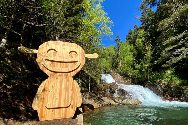 Massa, el Tamarro de la Massana que està al costat d’una cascada