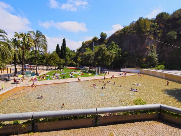 Parque de la Creueta del Coll Con niños