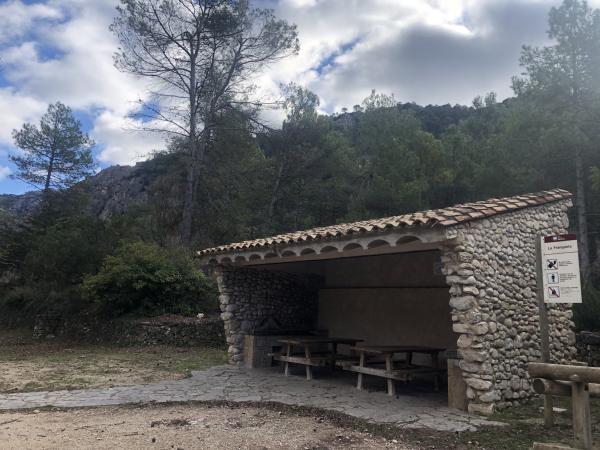 Àrea recreativa de la Franqueta | La Franqueta, Horta de Sant Joan. Foto: ESCAPADAAMBNENS.COM | La Franqueta, Horta de Sant Joan. Foto: ESCAPADAAMBNENS.COM