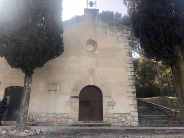 Área de ocio de la ermita de Sant Josep | Área de pícnic de la ermita de Sant Josep, Montblanc. Foto: ESCAPADAAMBNENS.COM