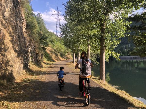 Ruta adaptada por la Mollera de Escalarre y el embalse de la Torrassa Con niños