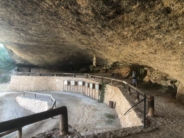 Cuevas del Priorat con niños