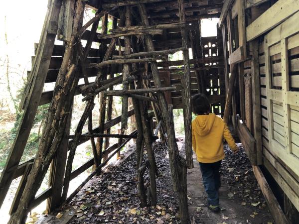 Les Cabanes d'en Garell, el pequeño poblado de madera