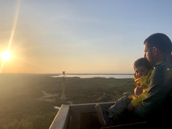 Puesta de sol desde el Mirador del Zigurat Con niños