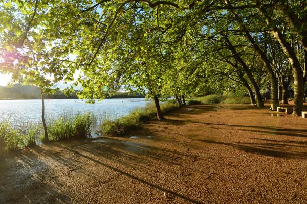 Una vuelta por el lago de Banyoles, la más conocida