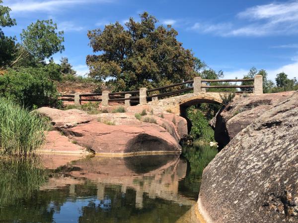 Àrea de lleure de la Pallissa amb nens