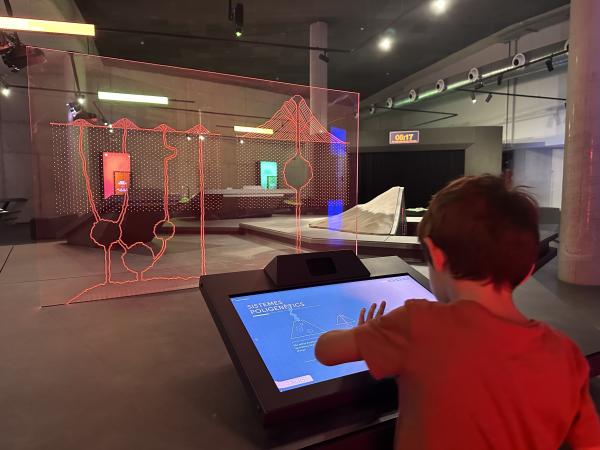 Espai cràter d'Olot, un museu interactiu sobre volcans | FOTO:ESCAPADAAMBNENS | FOTO:ESCAPADAAMBNENS | FOTO:ESCAPADAAMBNENS