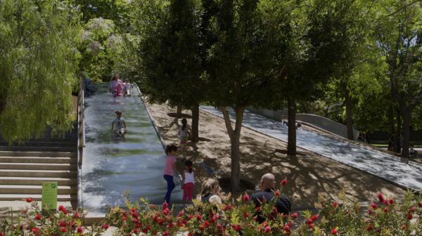 Parque de Diagonal Mar Con niños