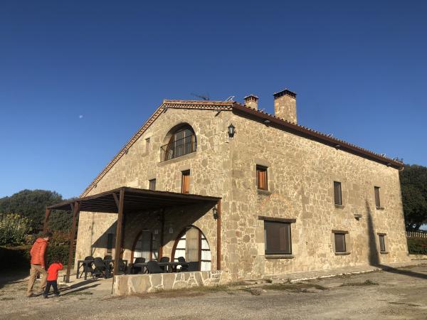 L'Hostalet, una casa rural al Berguedà amb nens